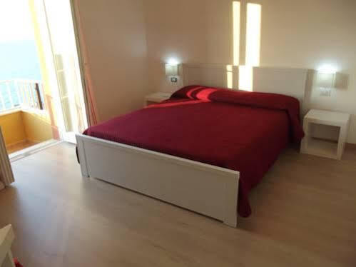 Apartment Moderno Con Vista Mare